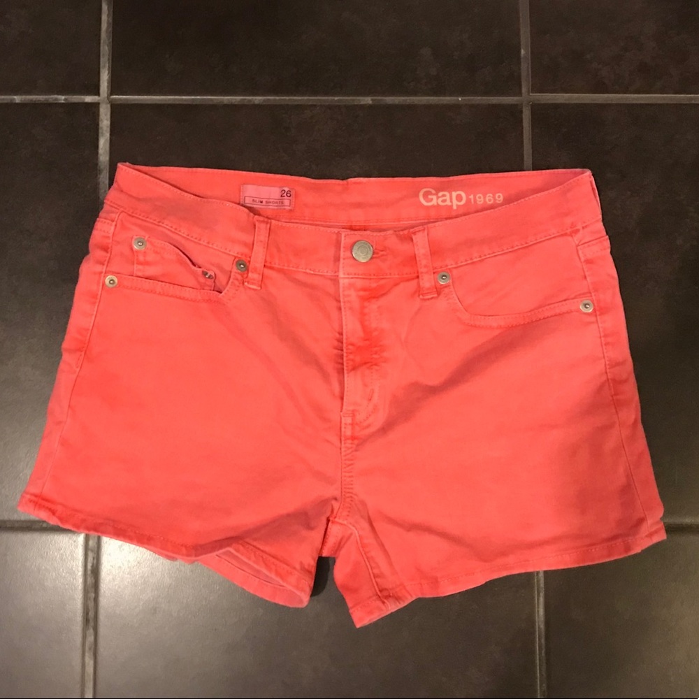 Gap shorts in blood orange